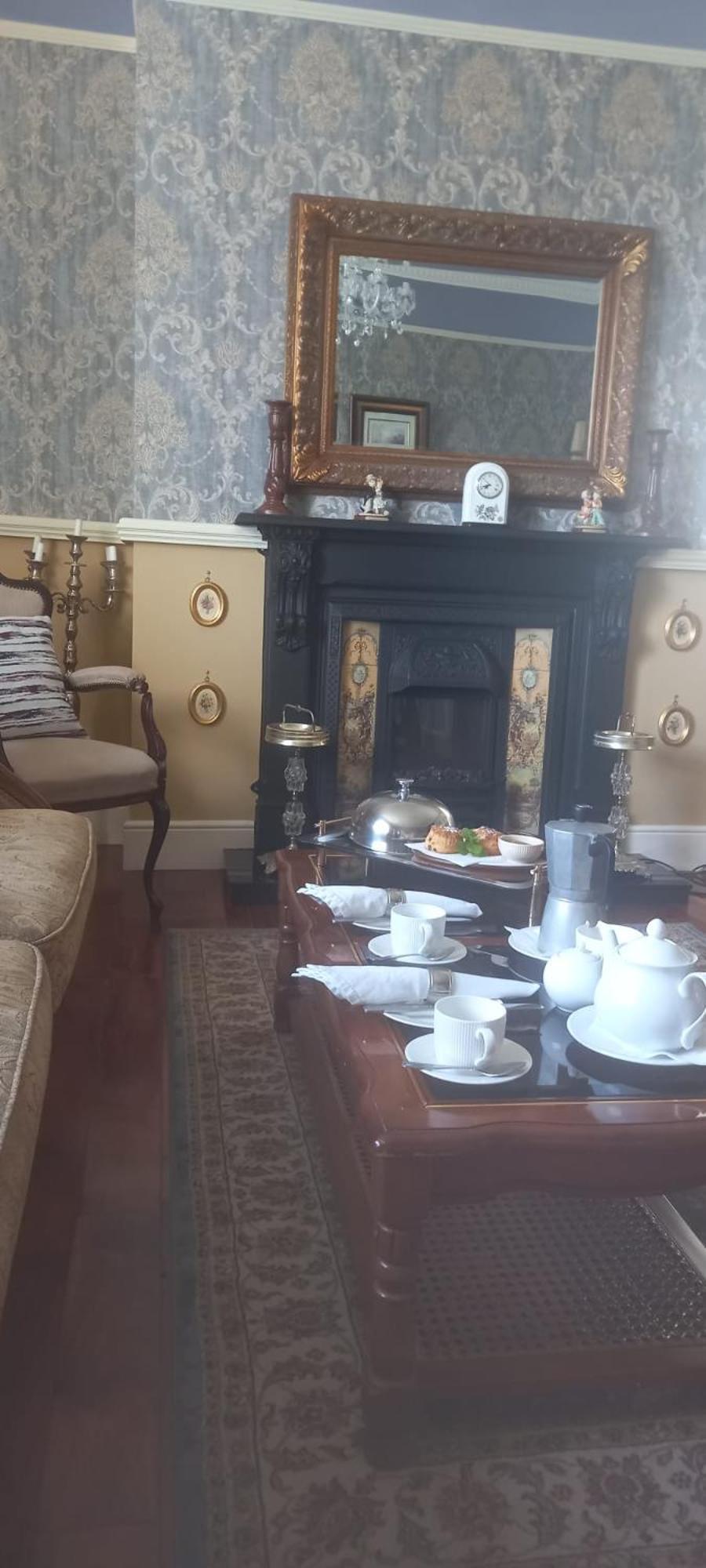 เบลเคอรี่ คันทรีเฮาส์ Bed & Breakfast คิลลาโล ภายนอก รูปภาพ