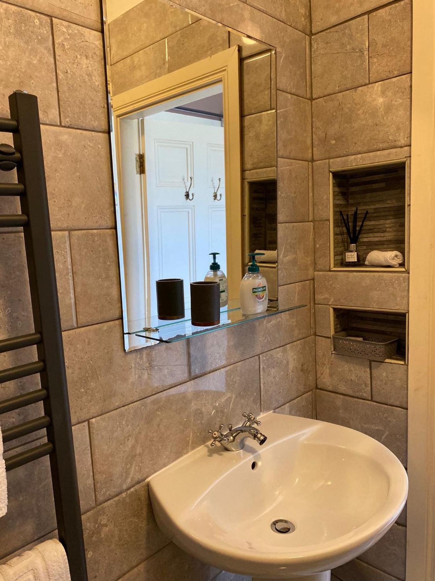 เบลเคอรี่ คันทรีเฮาส์ Bed & Breakfast คิลลาโล ภายนอก รูปภาพ