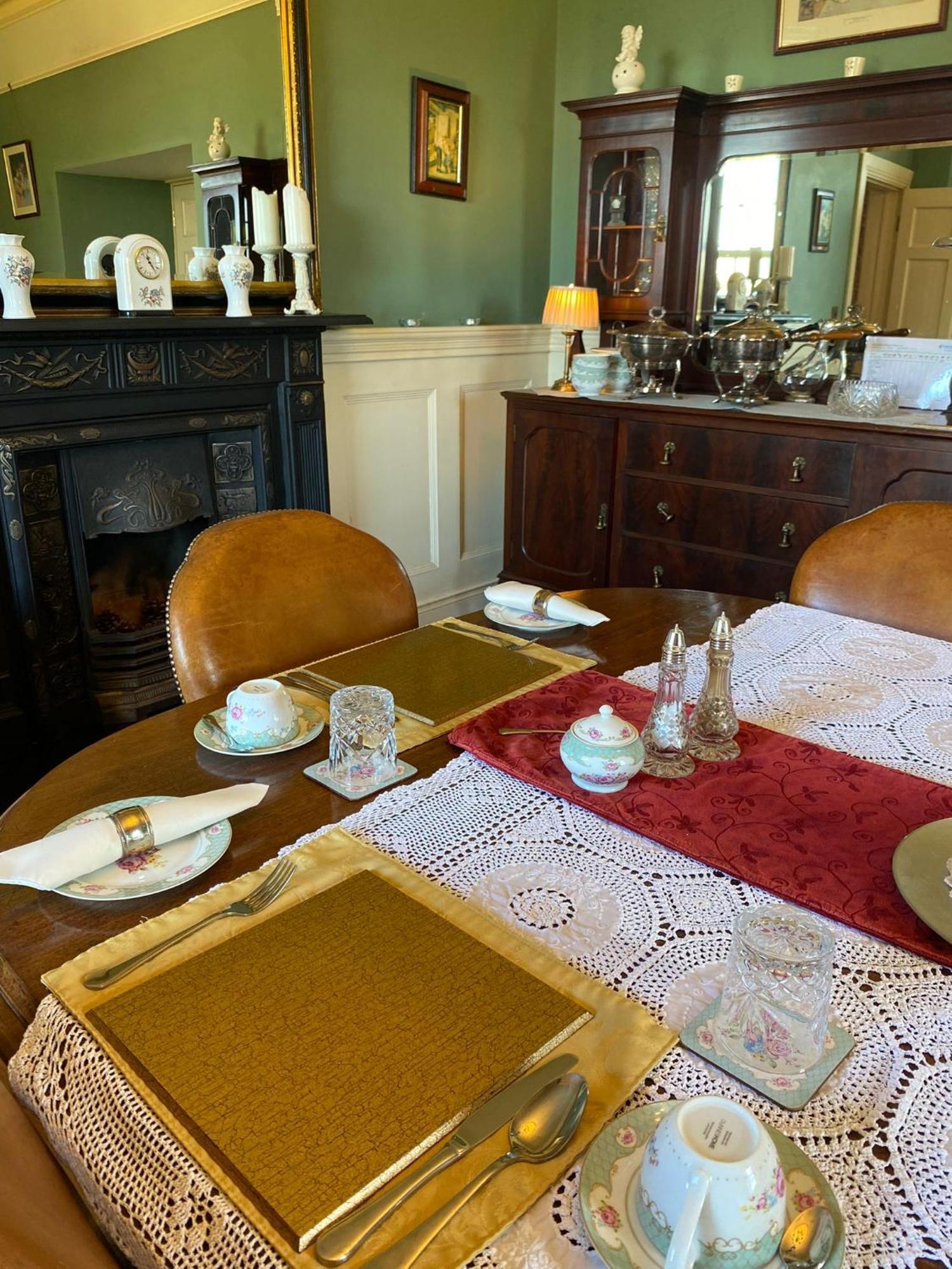 เบลเคอรี่ คันทรีเฮาส์ Bed & Breakfast คิลลาโล ภายนอก รูปภาพ